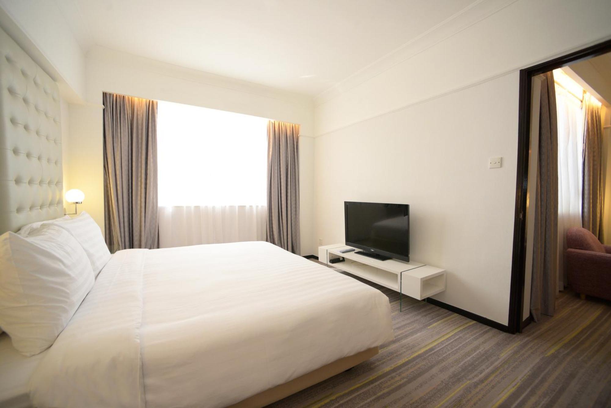 Deluxe Suite,1765795057:JPEG